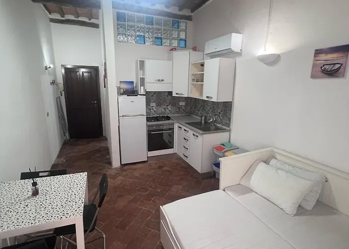 Semesterbostad Casa Mary Elba